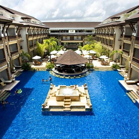 Henann Regency Resort And Spa Balabag  Exterior foto The pool at the Shangri-La Hotel, Manila
